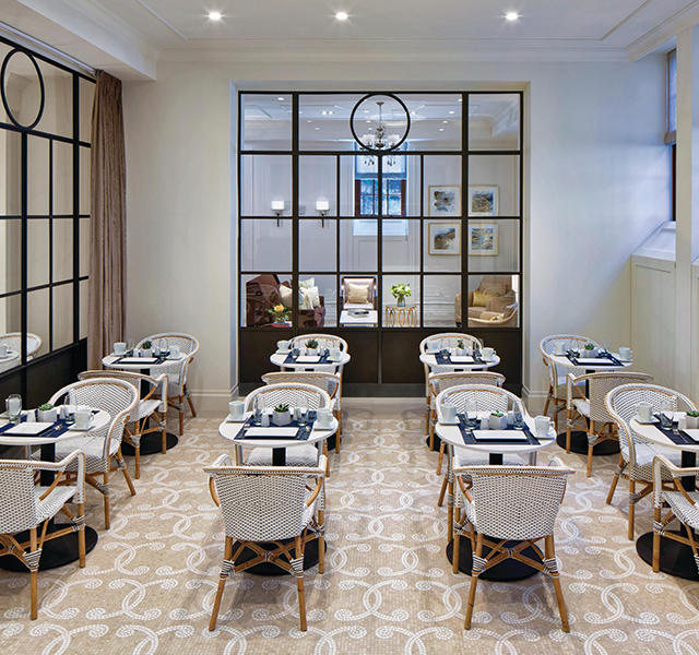 Willow cafe at the Watermark at Brooklyn Heights