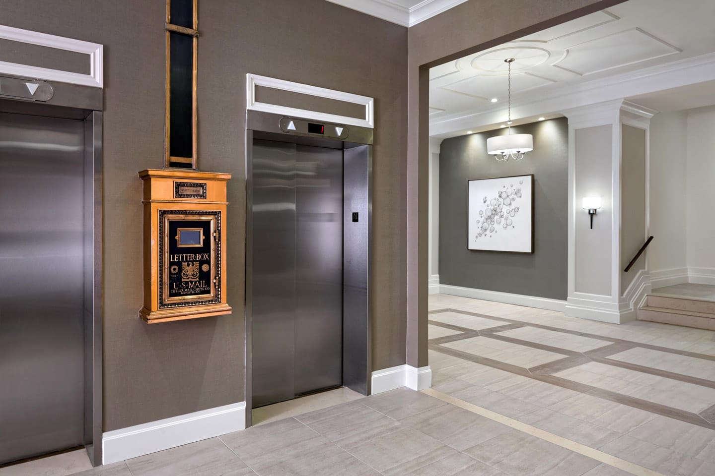 Brooklyn Heights Independent & Assisted Living Photo Gallery - Elevator Detail at the Watermark at Brooklyn Heights