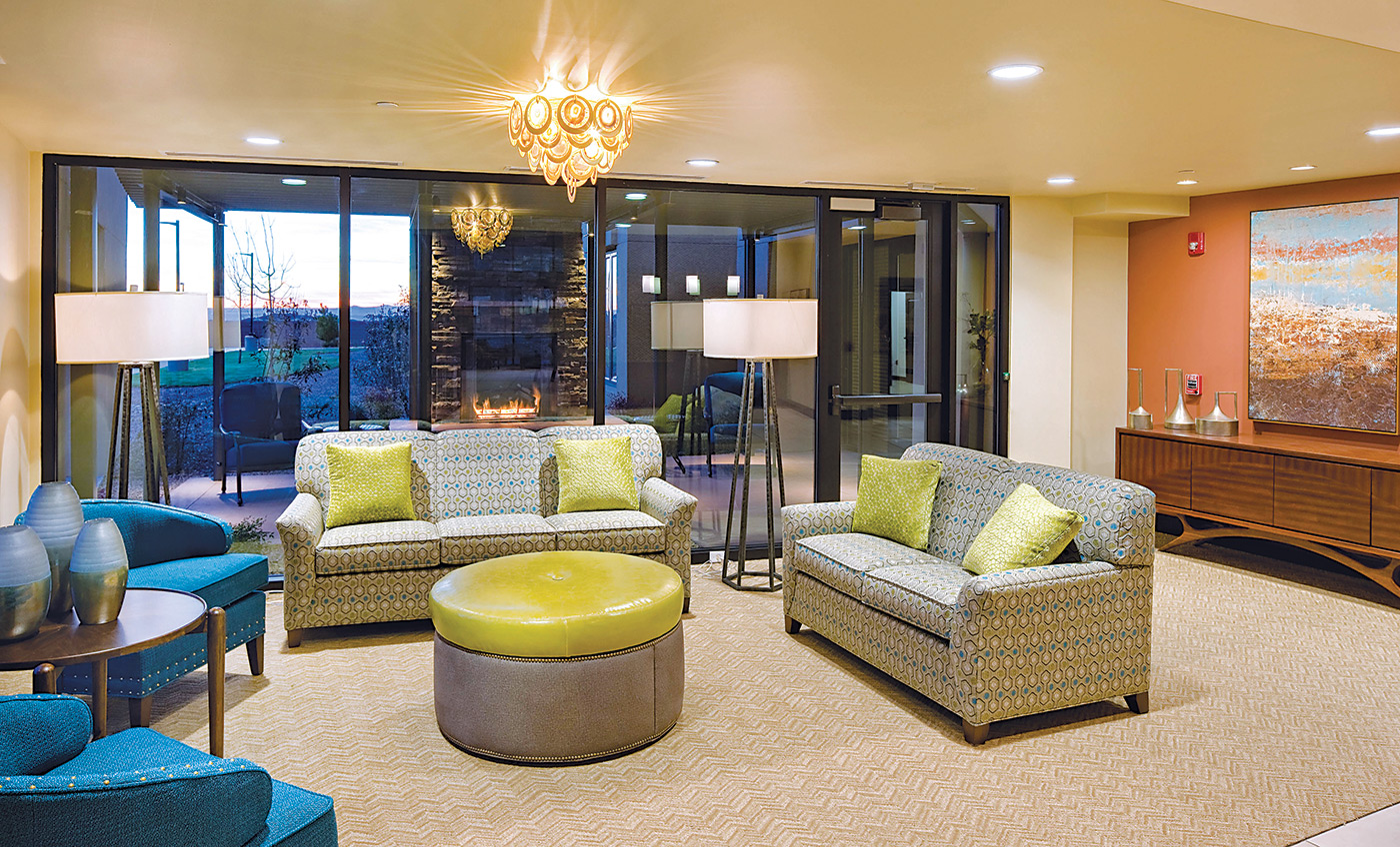 Cherry Hills interior lounge

