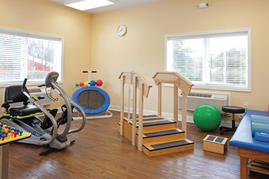 Enjoy state-of-the-art rehabilitation equipment featuring NuStep.