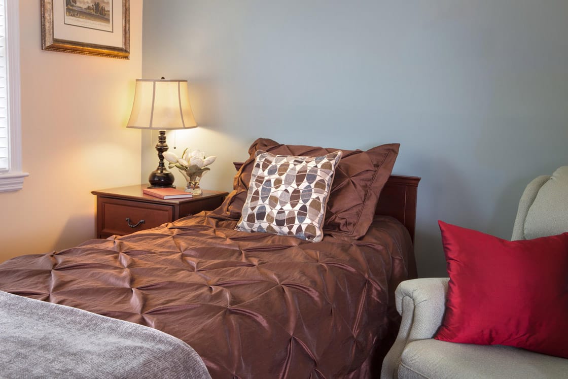 We offer both private and semiprivate suites for patients while they work with our therapists to restore function, improve mobility, relieve pain and prevent or limit physical disabilities from injuries or disease.