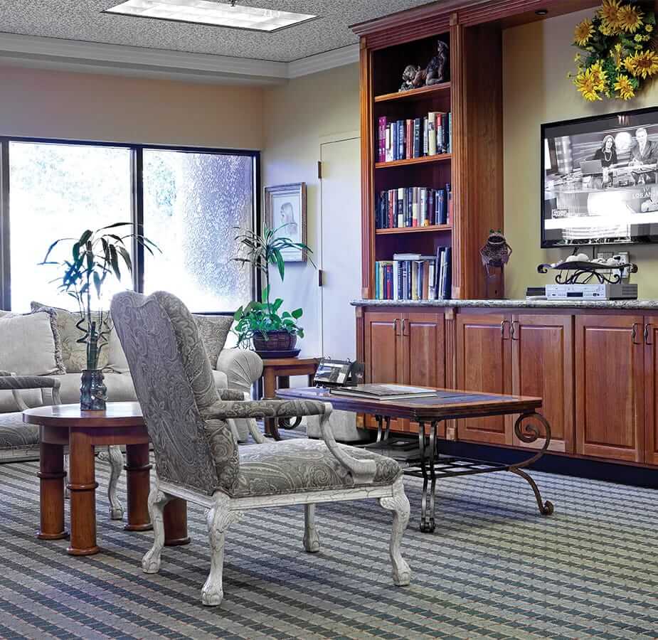 A set of chairs in an entertainment space at the Fountains at the Carlotta, Emeryville CA