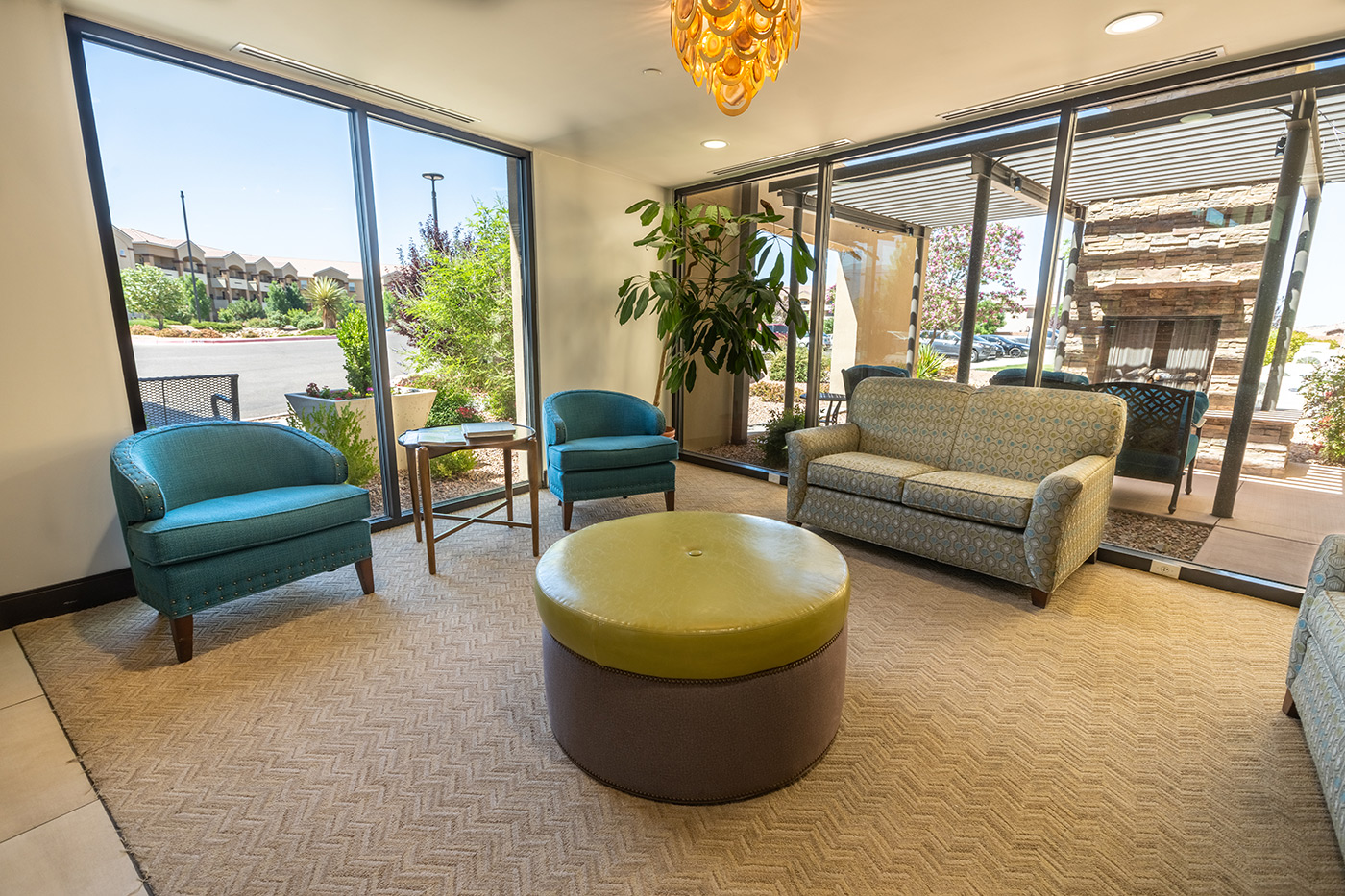 Cherry Hills interior lounge