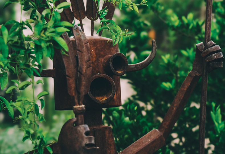 The Hacienda at the River A metal sculpture found in an outdoor courtyard at The Hacienda at the River