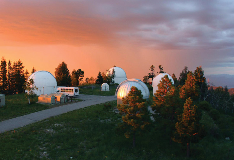 The Hacienda at the Rivers The Mt. Lemmon SkyCenter is a science and astronomy destination that shouldn’t be missed. The Steward Observatory is part of the Department of. The SkyCenter lies just north of Tucson, AZ. at the 9,157 ft. summit of Mt. Lemmon. An educational adventure from the University of Arizona.